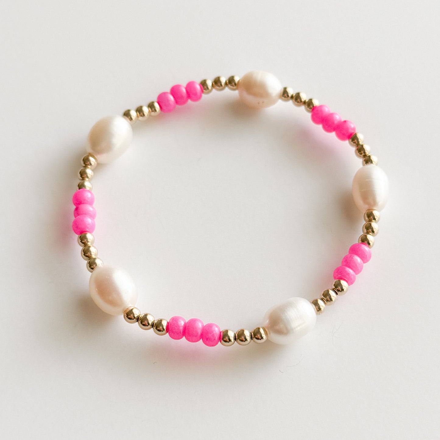 Hot Pink Lila Pearl Bracelet
