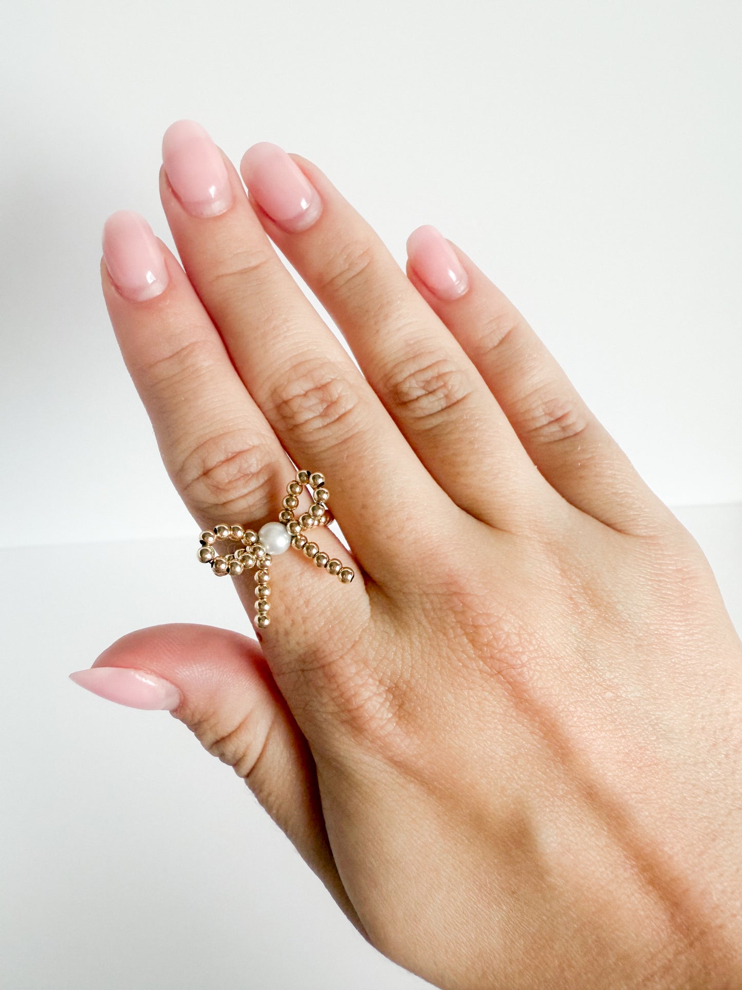 Bow Gold & Pearl Ring