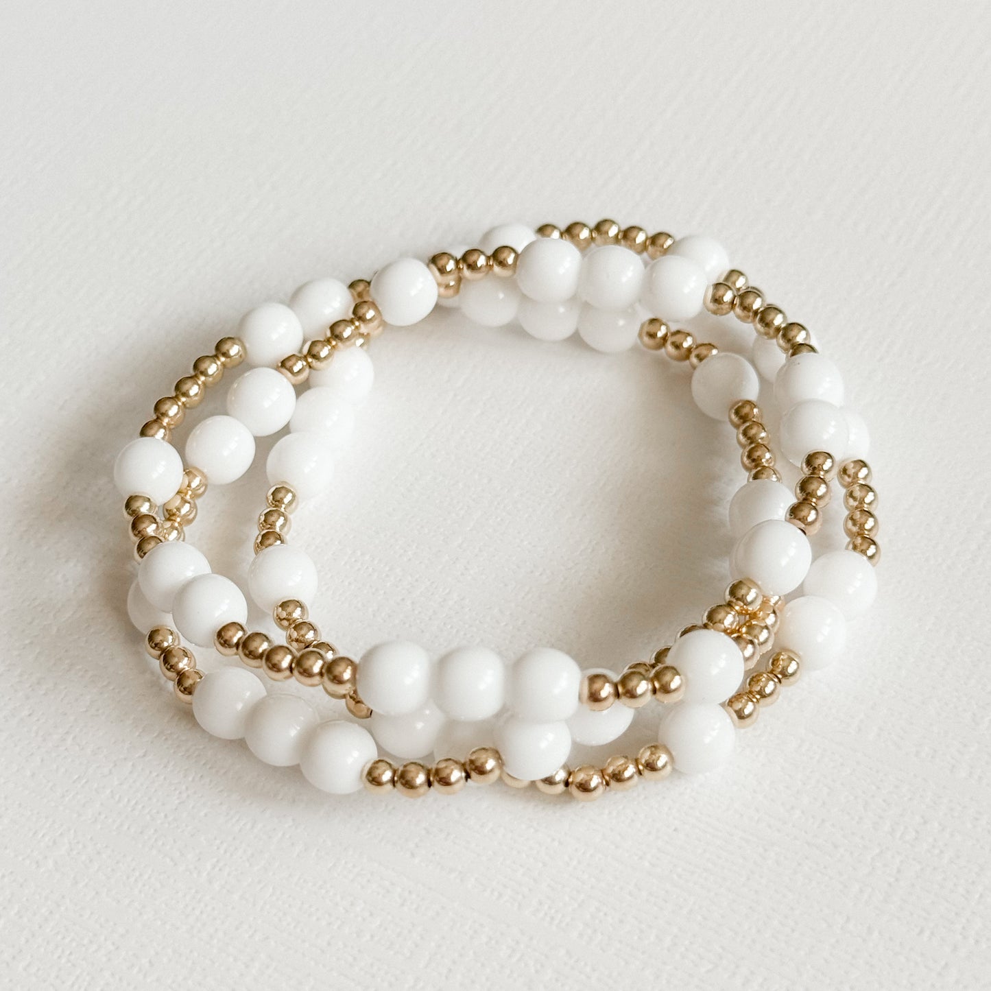 Chelsea 6mm White Bracelet in Gold