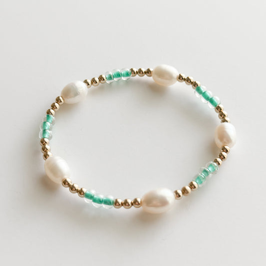 Teal Summer Days Lila Pearl Bracelet